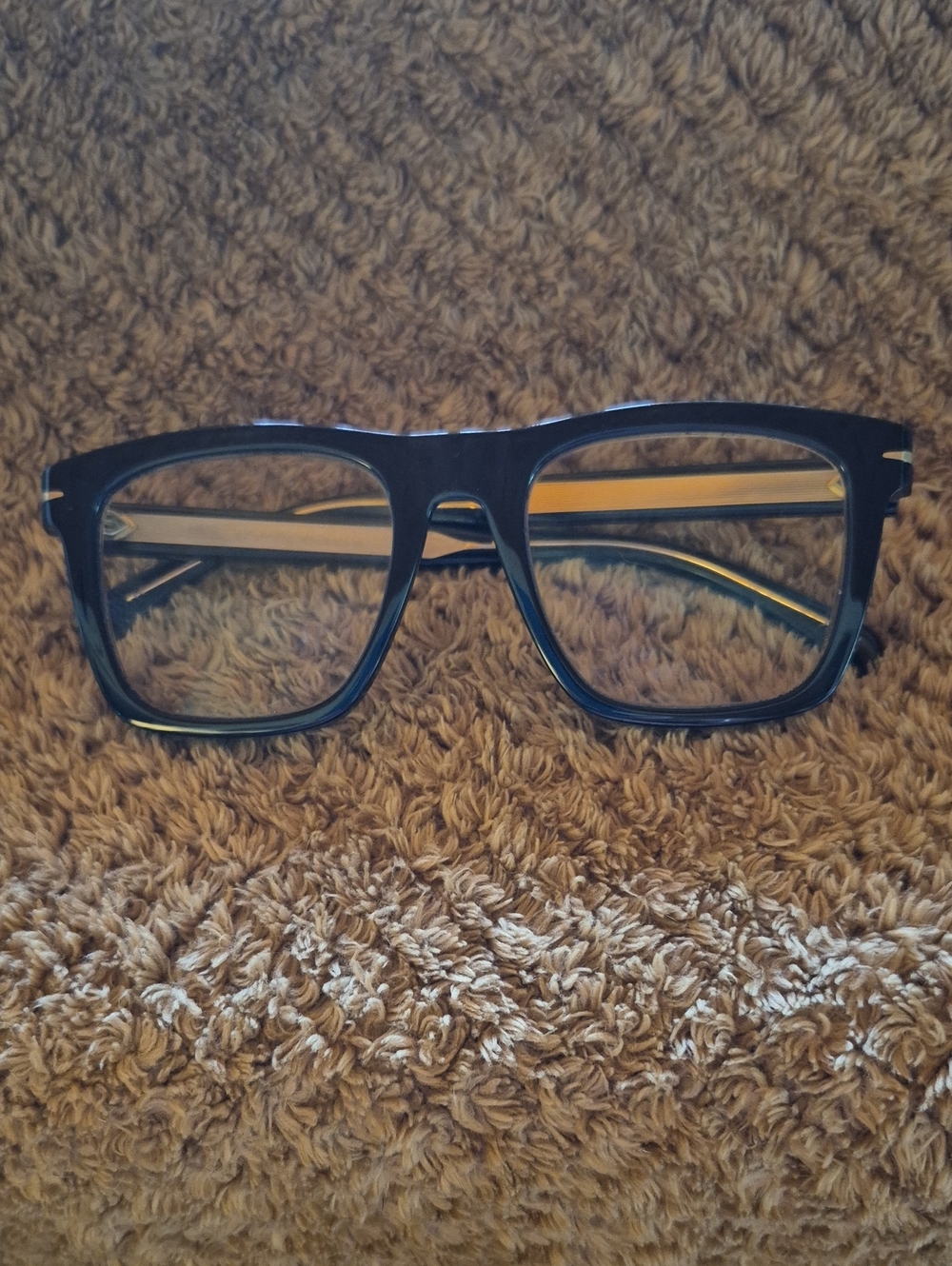 Men's David Beckham DB 7115 Model